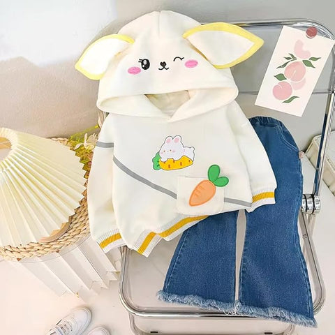Full Sleeve Bunny Print Sweatshirt Hoodie and Denim Jeans with Frayed Hem for Girls