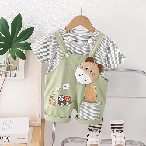 Kids Giraffe T-Shirt & Dungaree Shorts