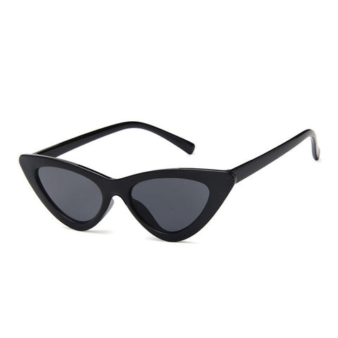 Trendy Triangle Cat Eye 😺 Sunglasses  🕶️for Kids (Ages 2-10)
