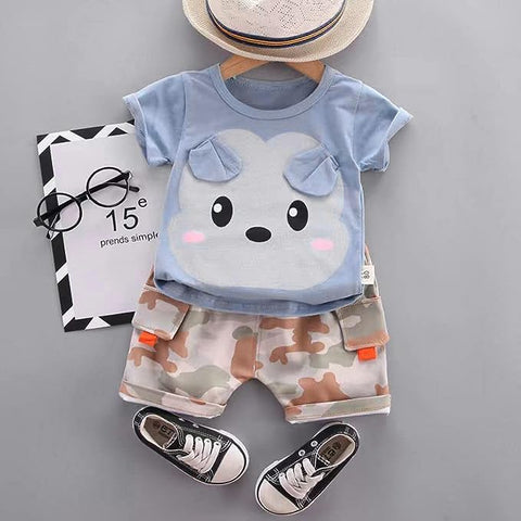 Cartoon Print T-shirt & Camo Shorts Set for Kids